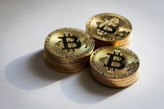 比特币怎么交易给别人？比特币卖出交易全教程